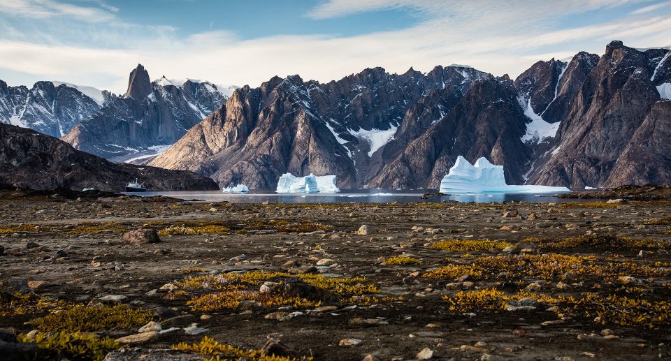 Das Foto zeigt eine Landschaft auf Grönland